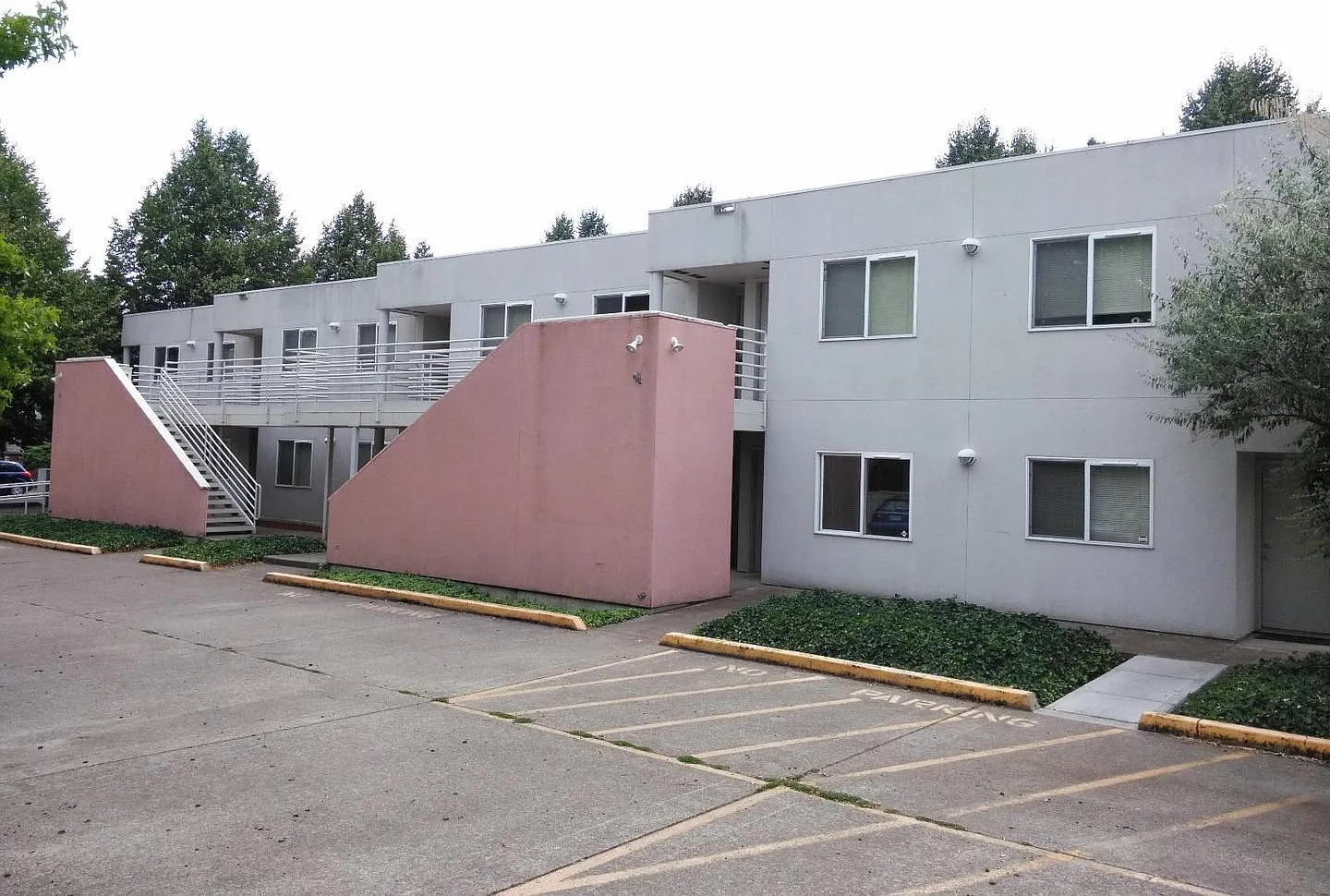 (343) Paletine Apts - 1 Bedroom / 1 Bathroom — Photo 1