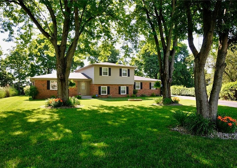1st image of 18907 Crestview Ct