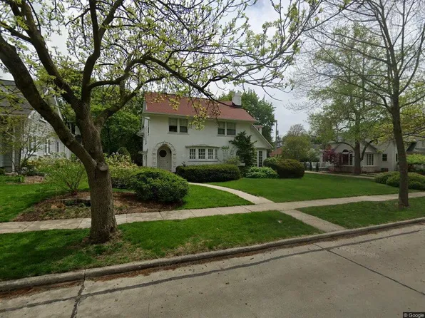 1730 N 70th STREET, Wauwatosa, WI 53213