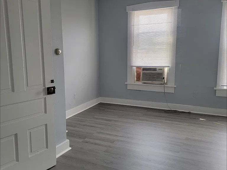 502 Hart St #504 — Photo 14