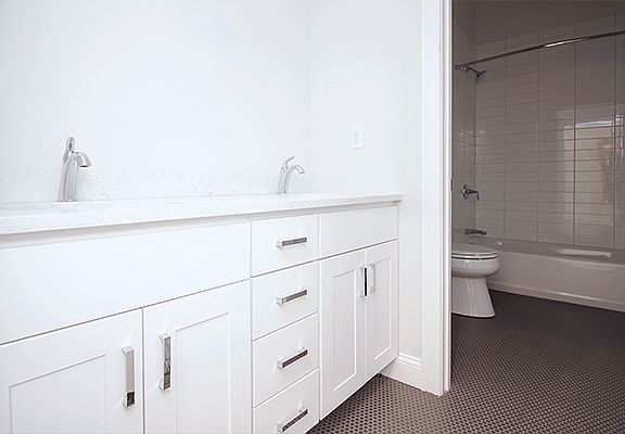 4th image of 120 Washington St #145