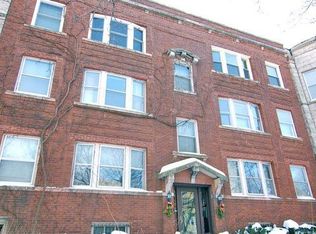 1447 W Belle Plaine Ave #2E, Chicago, IL 60613