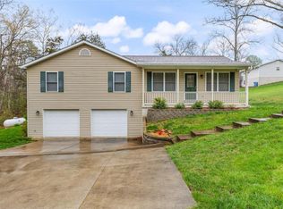 12600 Tall Pine Dr, Sainte Genevieve, MO 63670