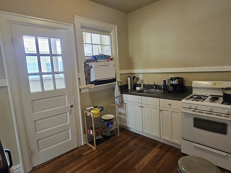 787 Penn Ave NE #4 — Photo 13