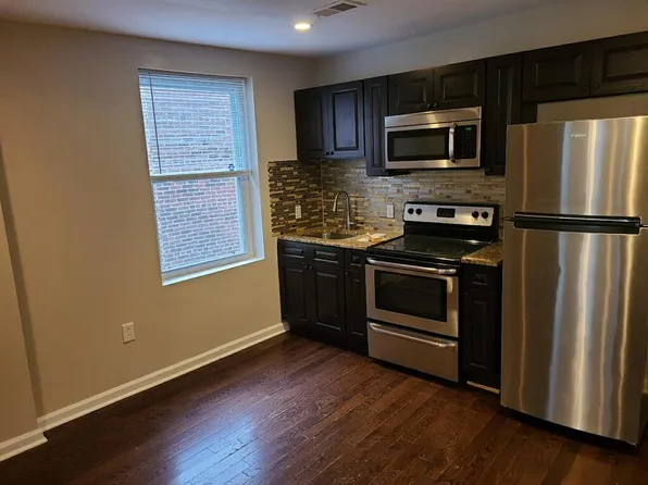 548 Chestnut St APT B, Pottstown, PA 19464