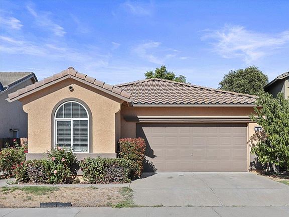 2nd image of 7509 Sun Willow Ln