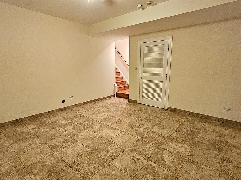 509 N Hartland Ct #1S — Photo 14