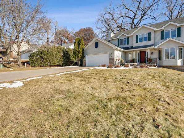 2316 Snowshoe Ln E, Maplewood, MN 55119