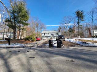 19 Wentworth Ln, Derry, NH 03038