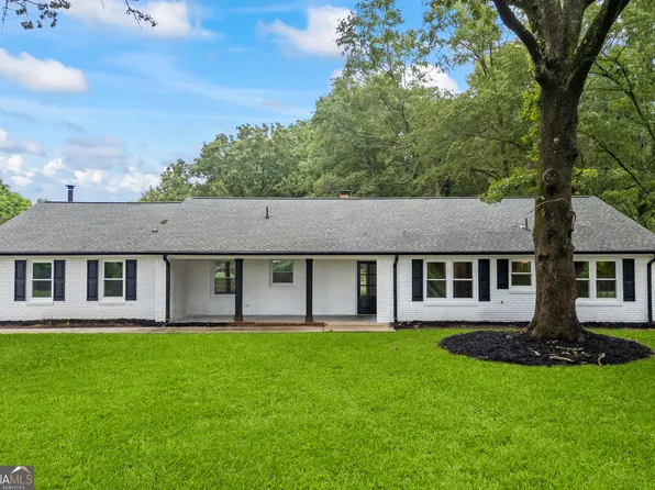 1180 Treadwell Bridge Rd, Statham, GA 30666