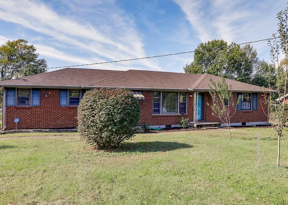 1st image of 230 Wilowen Dr