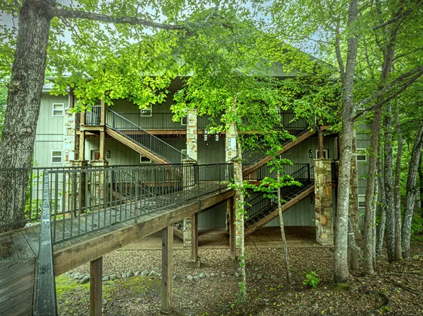 DeSoto Center Drive-117, 117 Desoto Center Dr #D2ec8e9b6, Hot Springs Village, AR 71909