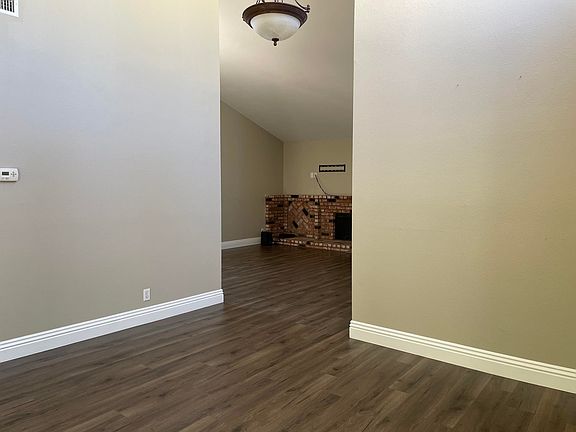 3rd image of 665 N Woodlawn Dr
