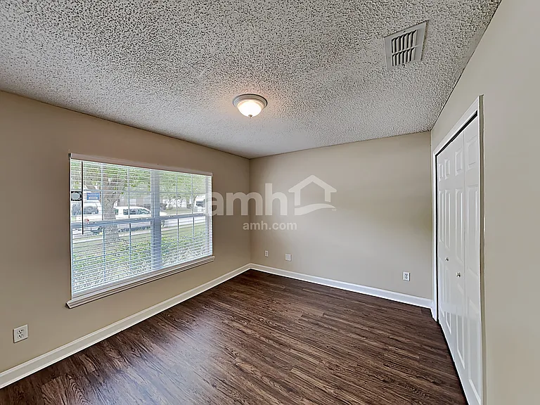 6076 Scenic Meadow Ln — Photo 14