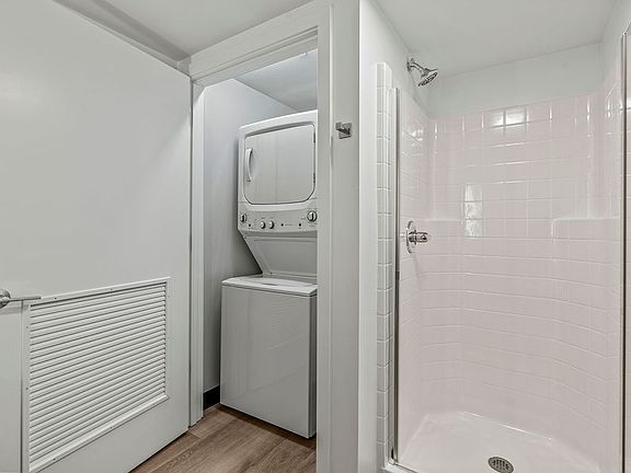 3rd image of 9224 SE Ramona St #211