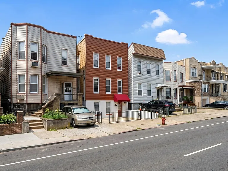 13 Columbia Ave #5 — Photo 6