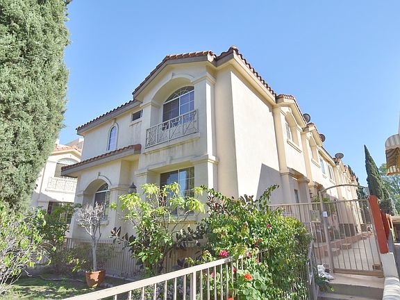 4th image of 4838 Elmwood Ave APT 1