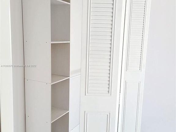 5th image of 1580 West Ave APT 404