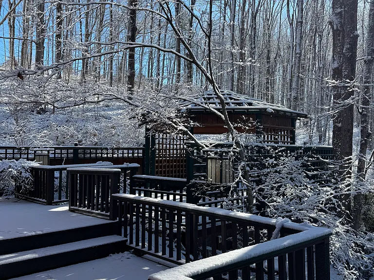 617 Durham Rd — Photo 16
