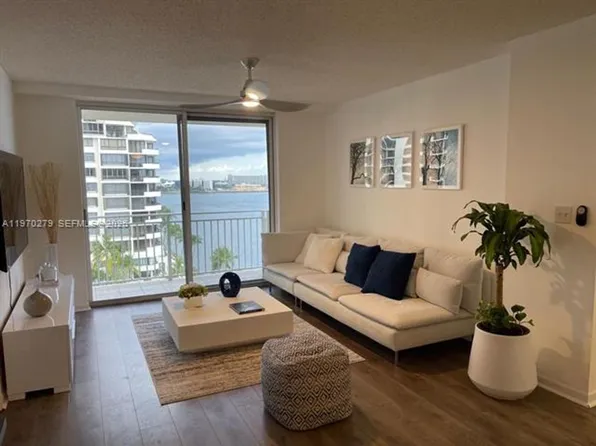 770 Claughton Island Dr, Miami, FL