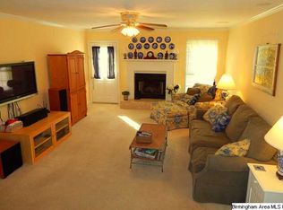 2017 Pinehurst Dr, Gardendale, AL 35071