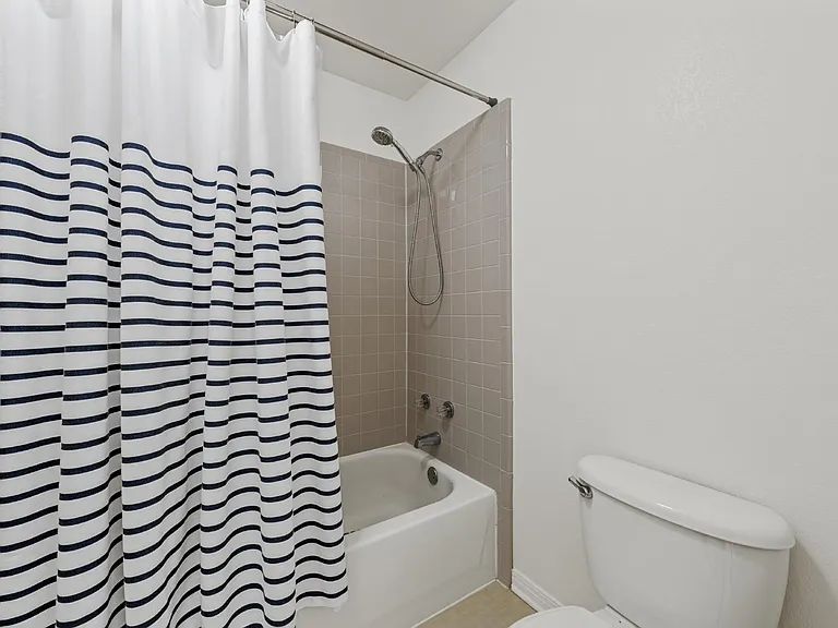 1694 McLennan Crossing Rd — Photo 36