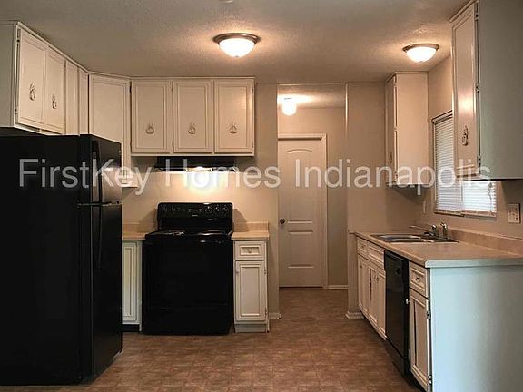 2nd image of 4307 Wedgewood Ct