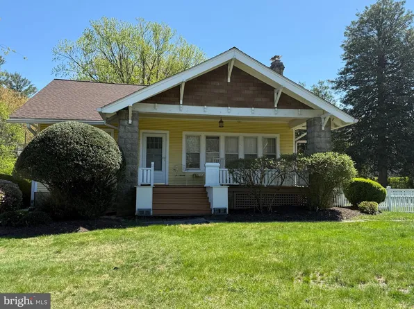 7601 Idylwood Rd, Falls Church, VA 22043