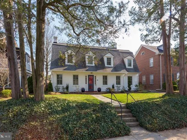 16 W Oak St, Alexandria, VA 22301