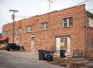 2nd image of 1027 S Main St