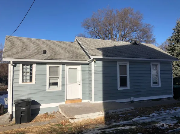 1726 S 18th St, Omaha, NE 68108