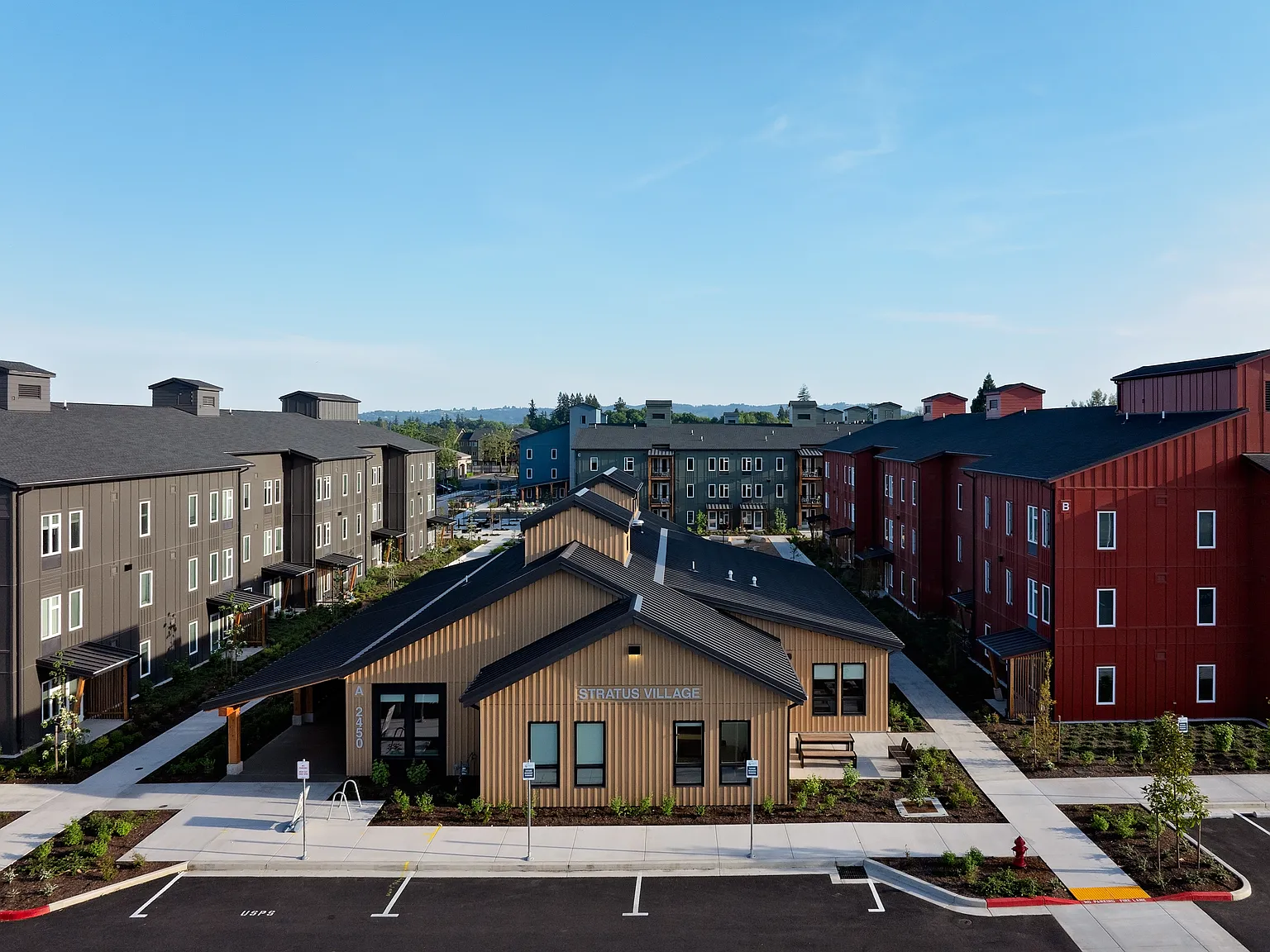 2 bed, 887 sqft, $1,499 — Photo 1