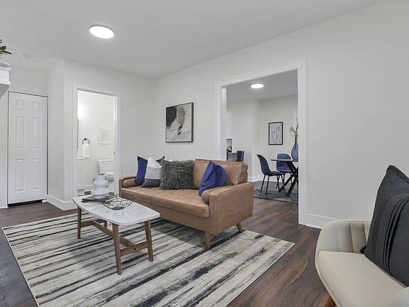 5th image of 2131 Margaret Ave