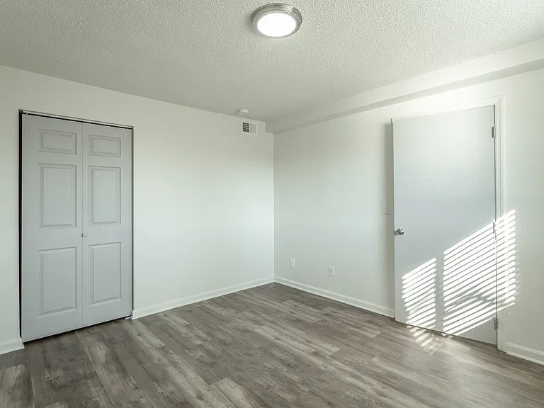 130 Goodson Ave — Photo 14
