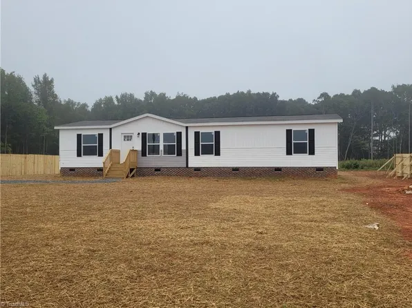 3418 Weeden St, Staley, NC 27355