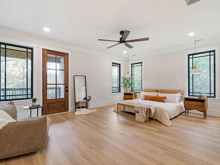 1240 Kenmore Pl — Photo 39