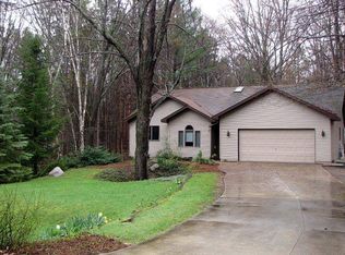 6484 Devon Ln, Cadillac, MI 49601