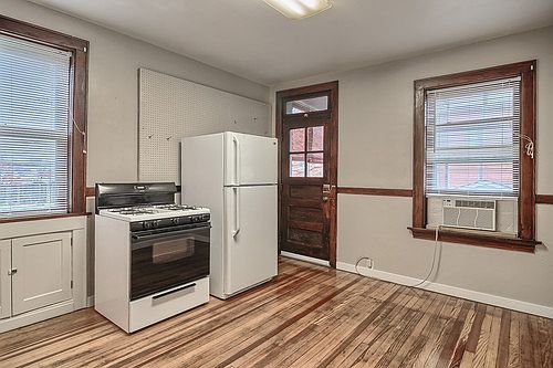 5th image of 3324-3326 Lawn Ave
