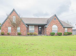 9060 Belmont Cv, Southaven, MS 38671