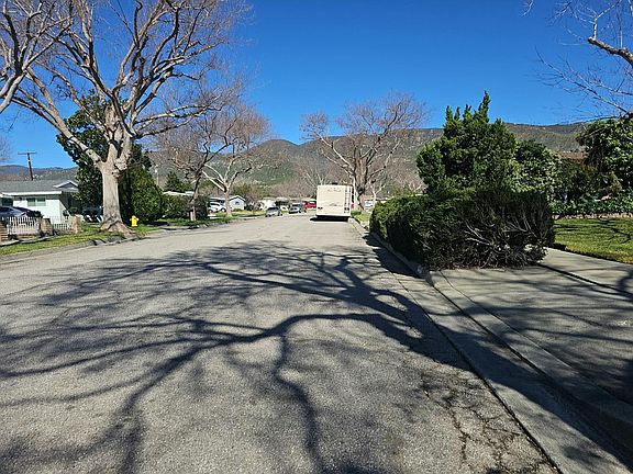 5th image of 5035 Louise St