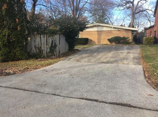 724 Cherry Ave, Lake Forest, IL 60045