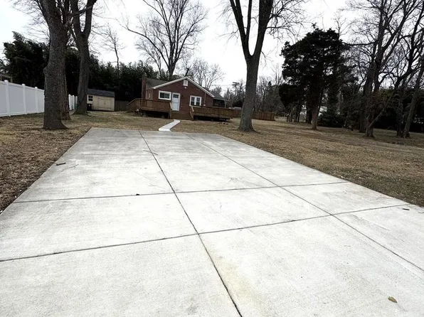 4913 Manheim Ave, Beltsville, MD 20705