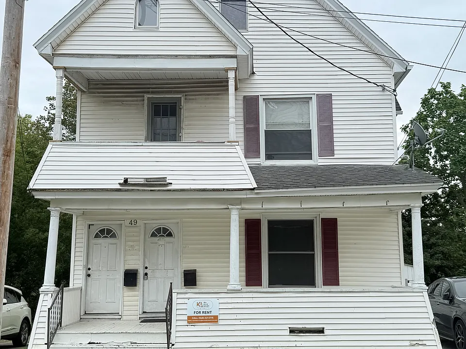 49 Elizabeth St #1