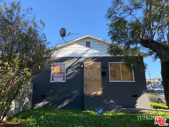 4th image of 1740 S Rimpau Blvd