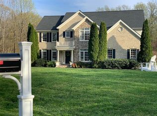 12305 Jocelyne Ct, Herndon, VA 20171