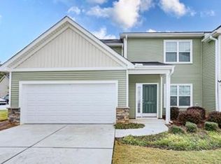 801 Stonebriar St, Simpsonville, SC 29681