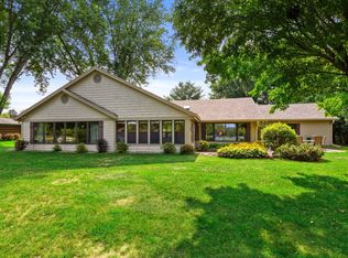 N9169 Otter Ln, Neshkoro, WI 54960