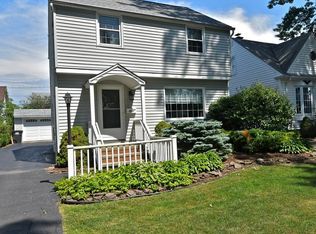 2087 Ferndale Ave, Lakewood, OH