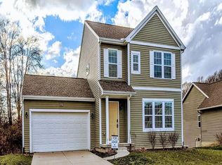 511 Oak Meadow Dr, Middleville, MI