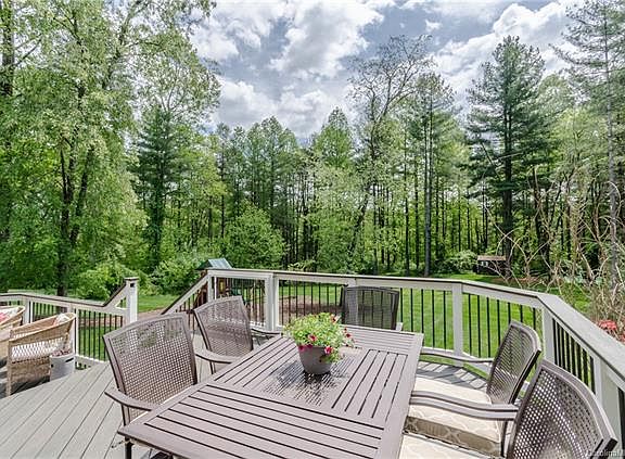 3rd image of 280 Holly Haven Ct